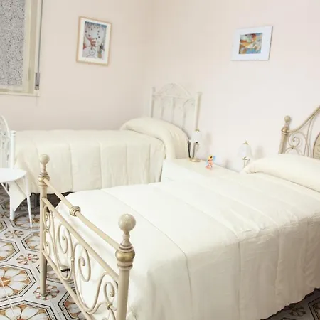 Casa Vacanze Francesco E Tanina Nicolosi Exterior photo
